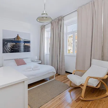 Holiday home Traditionelles Haus Am Aveiro